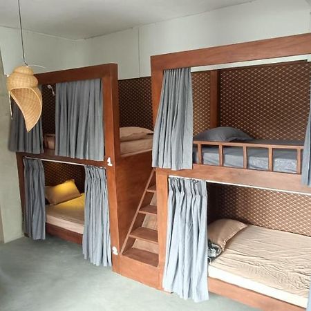 Yasis Surf Lodge Мириса Екстериор снимка