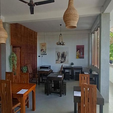 Yasis Surf Lodge Мириса Екстериор снимка