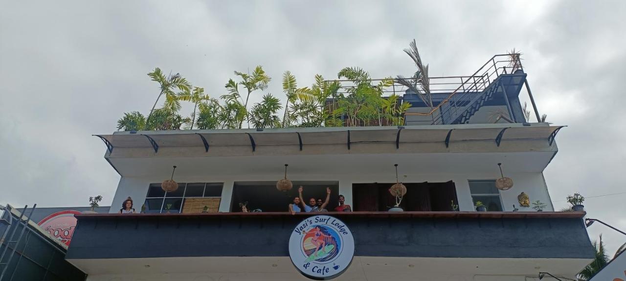 Yasis Surf Lodge Мириса Екстериор снимка