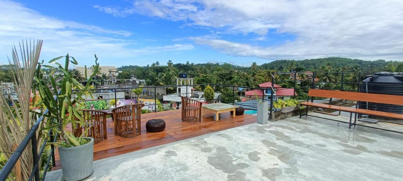 Yasis Surf Lodge Мириса Екстериор снимка